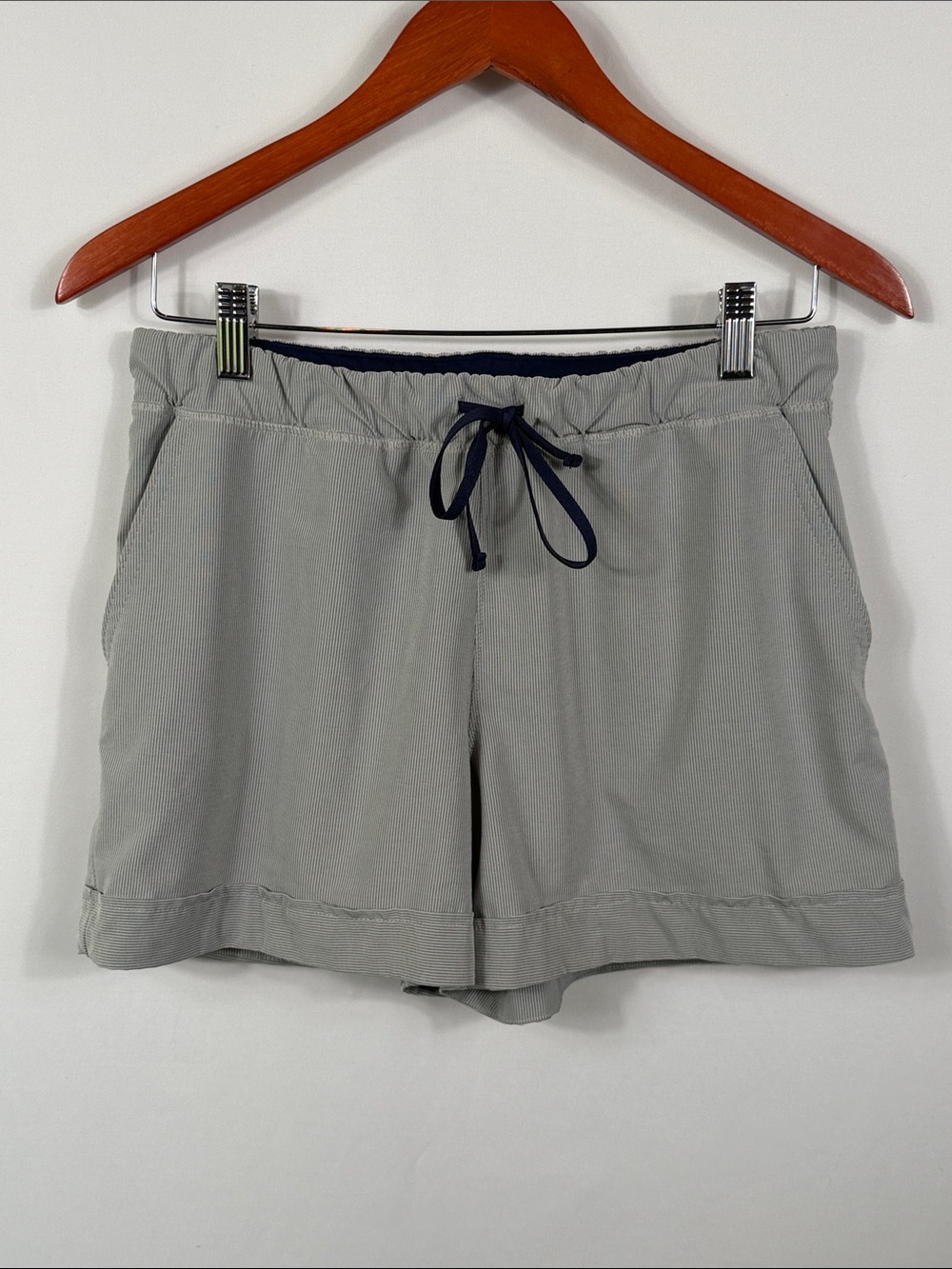 Athleta Casual Drawstring Shorts - Light Gray with Blue Pinstripe. Womens Size S